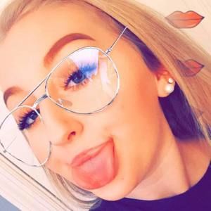 Meet your Posher, Destiny